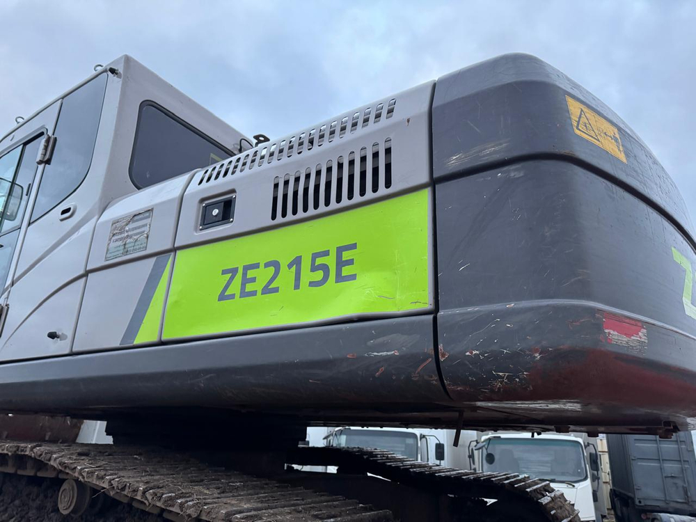 Zoomlion ZE215 Экскаватор ZE215E (Дизельный, 5,9 л, 152 л.с., АТ)