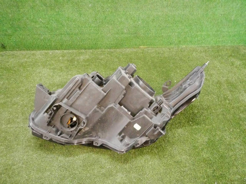 Битая Фара правая Range Rover Vogue 4 L405 (2012-2017) ксенон