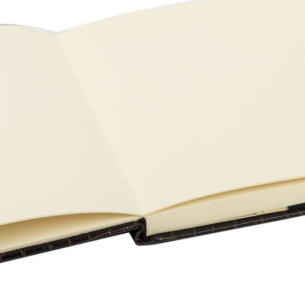 Скетчбук, слоновая кость 140 г/м2, 200х200 мм, 80 л., КОЖЗАМ, резинка, BRAUBERG ART CLASSIC, CROCO, коричневый, 116473