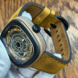 Часы мужские Sevenfriday