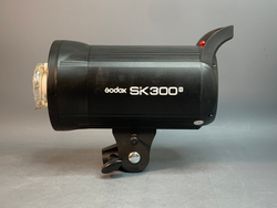 Godox SK300II