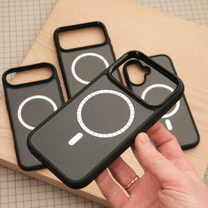 Чехол для iPhone с MagSafe под вклейку материала