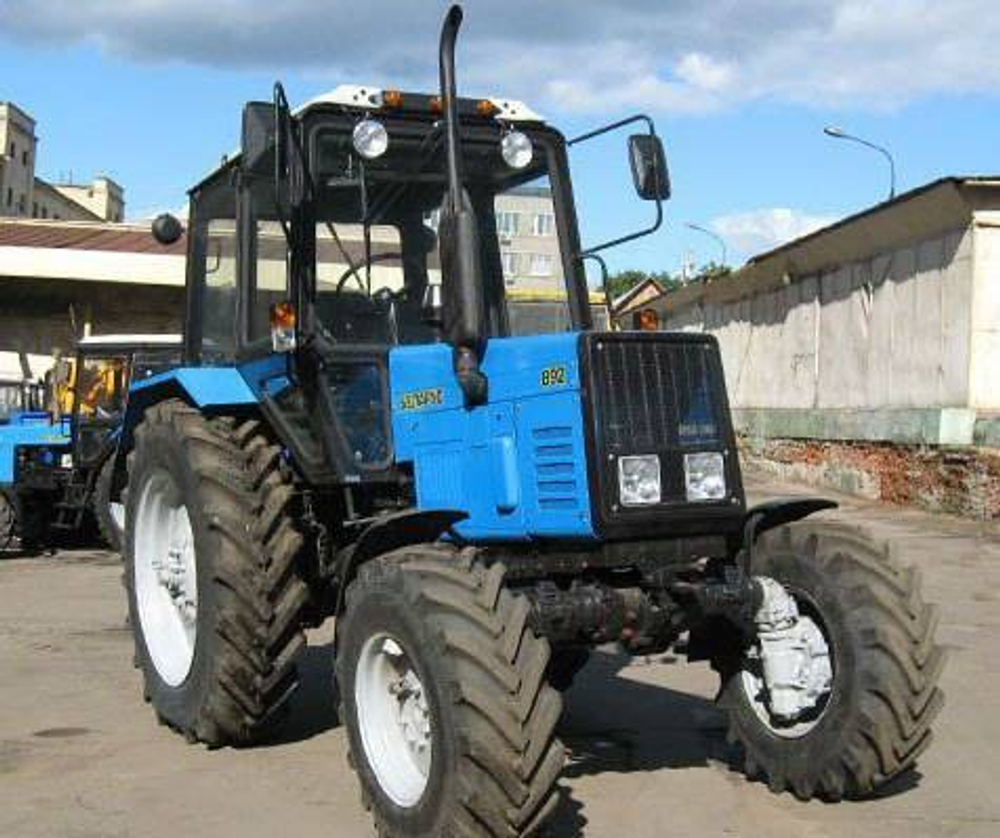 Трактор Беларус МТЗ 892.2