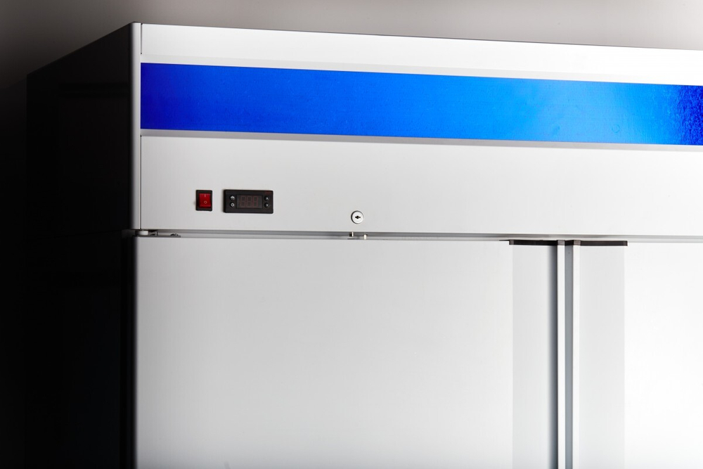 Шкаф холодильный среднетемпературный ШХс-1,4-01 нерж. (верхний агрегат)
