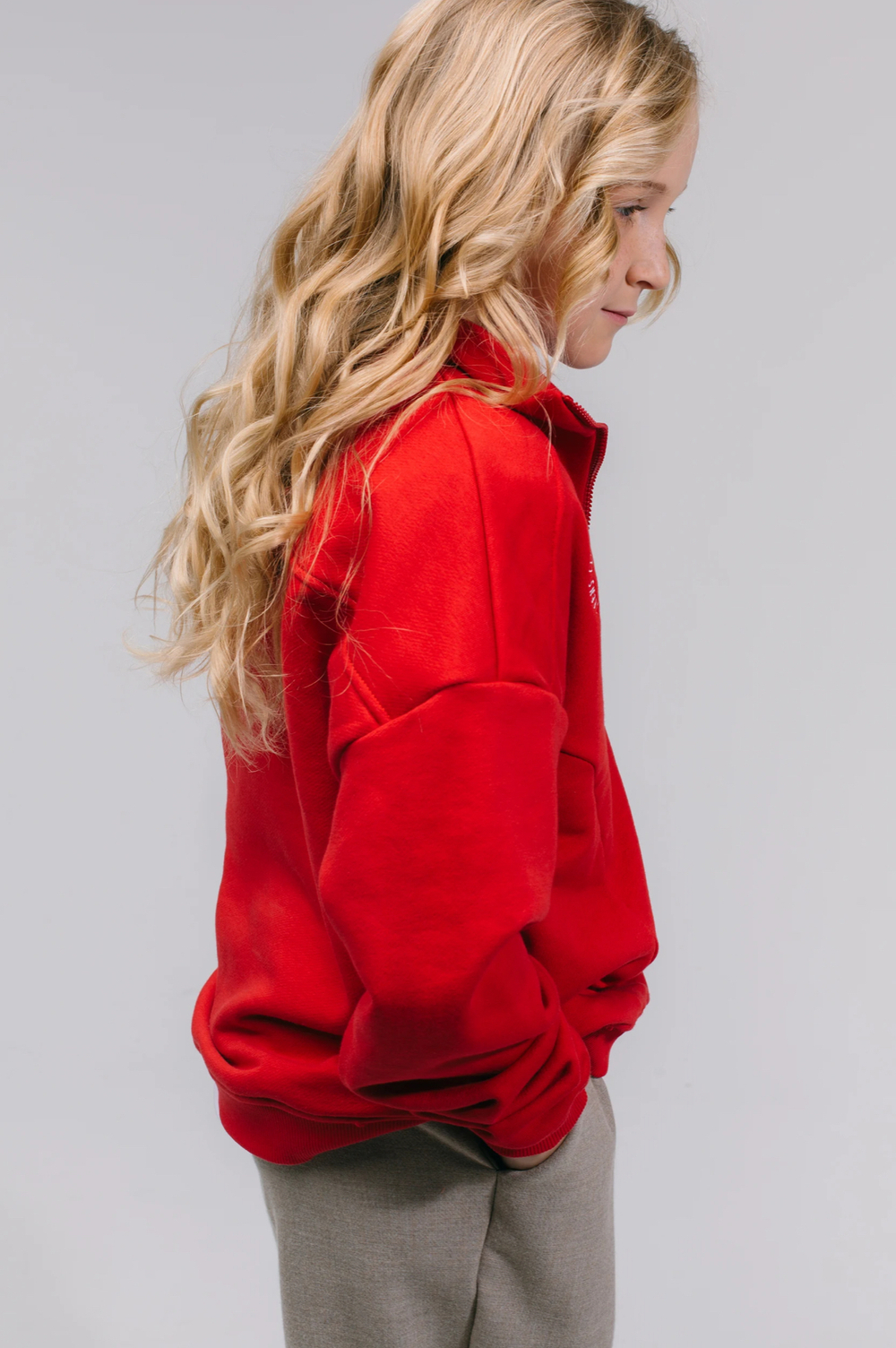 Худи с вышивкой RED