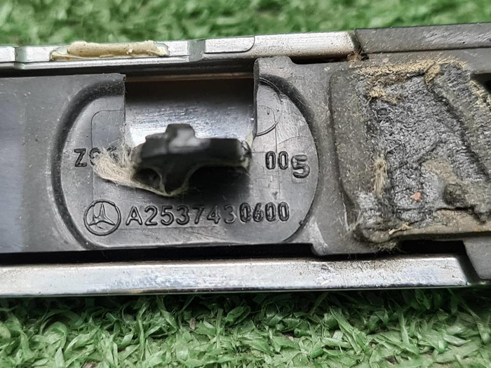 Накладка крышки багажника Mercedes GLC C253 16-23