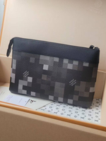 Клатч Louis Vuitton Voyage