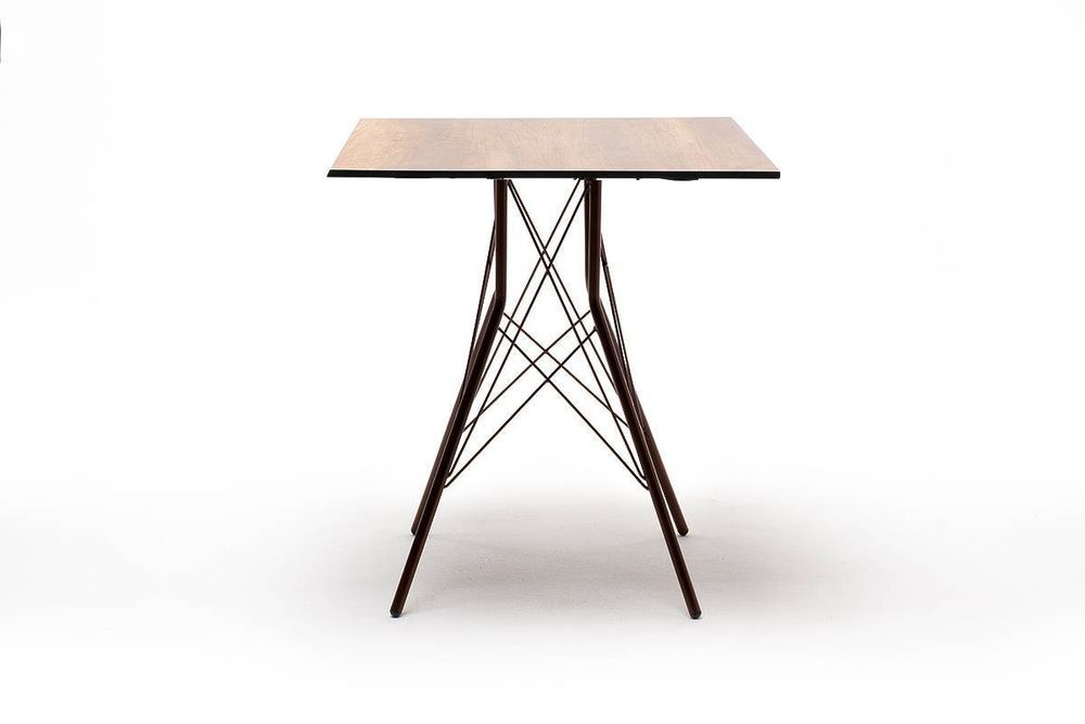 "Конте" интерьерный стол из HPL 70x70см, цвет "дуб"