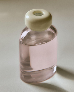 Zara Home MUSKY LILY REED DIFFUSERS — ароматический диффузор с тростниковыми палочками, Мускусный Лилия, 120 мл