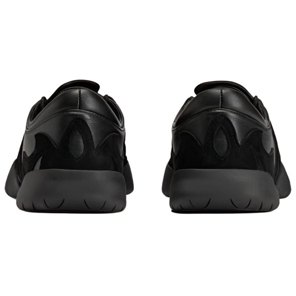 Y 3