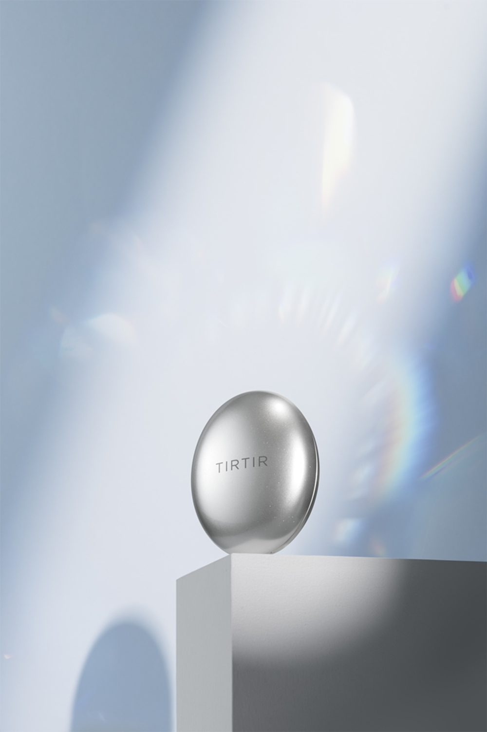 TIRTIR Mask Fit Aura Cushion - Увлажняющая основа в губке с осветляющим эффектом. оттенок 13N Fair Ivory, 18 g