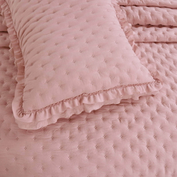 Покрывало 230x250 и 2 наволочки 50х70 Sofi De MarkO Фрау светло-розовое