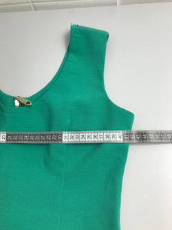 Платье для стильного образа 42 размер