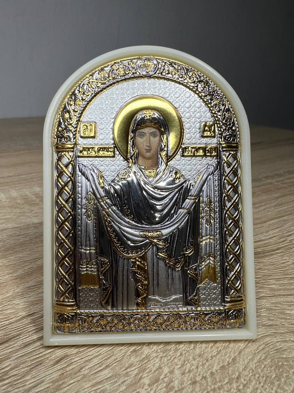 Покрова БМ, икона арочная, пластик белый 62x88
