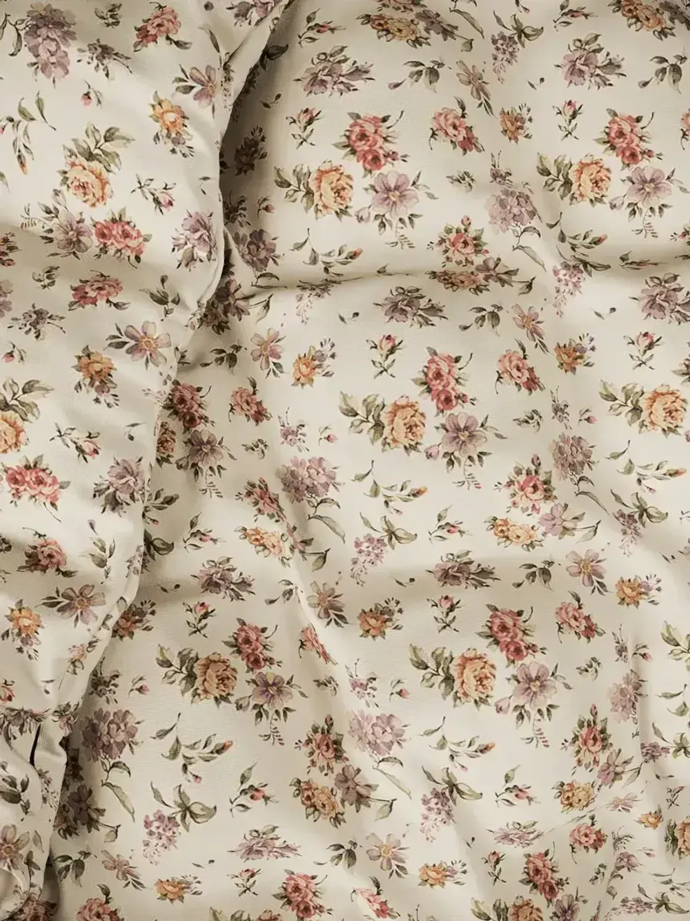 Декоративная наволочка с рюшами, оборками "Виктория" 50х70 см, 1 шт, без молнии