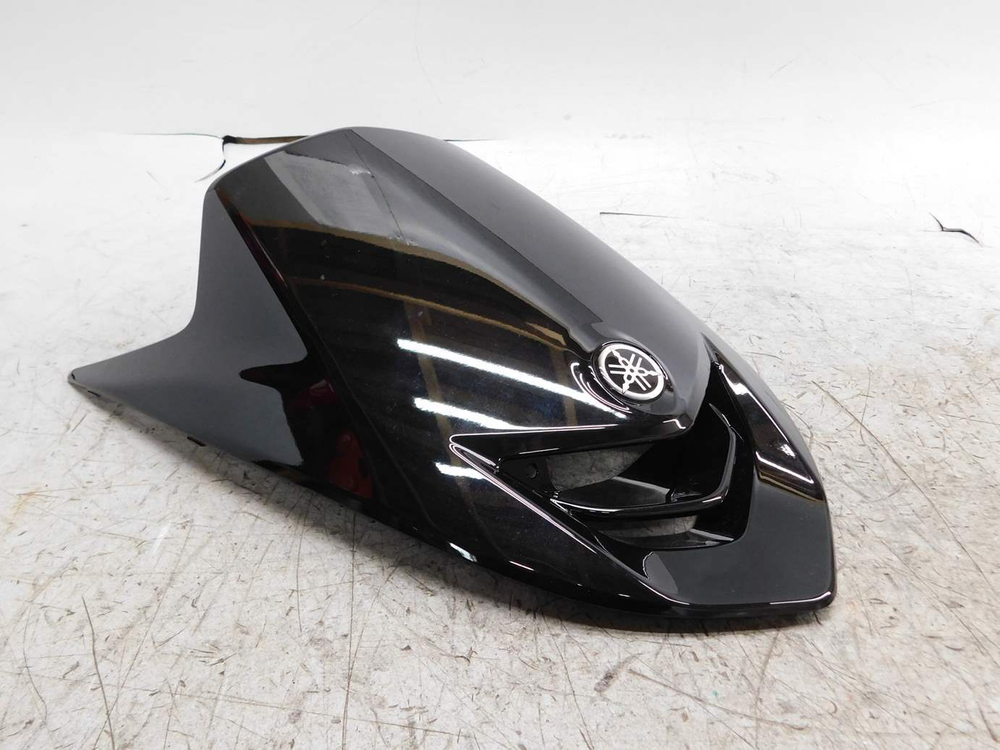пластик передний Yamaha Majesty 155 1DK-F836L-00