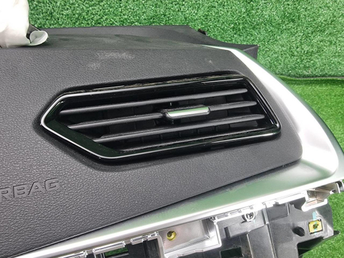 Торпедо Geely Tugella (2019-2024)