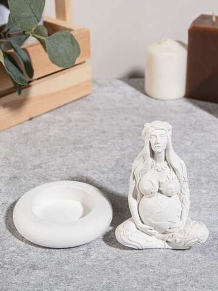 Статуэтка Гея и подсвечник