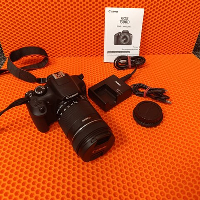 Зеркальный фотоаппарат Canon EOS 1300D