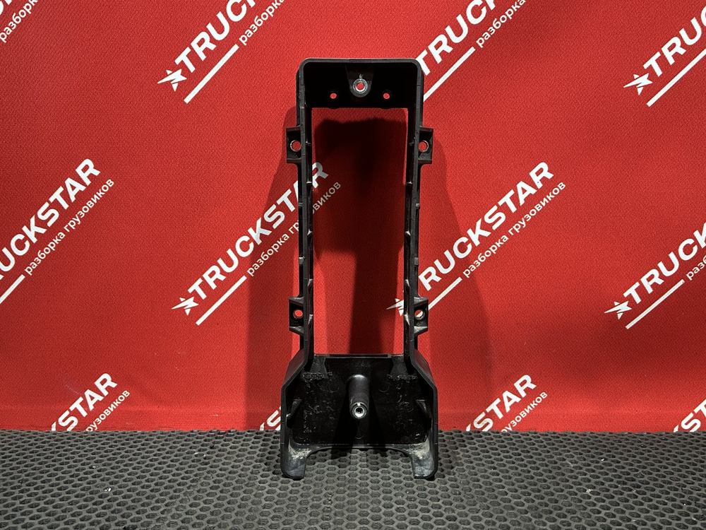 Накладка коробки электроразъёмов