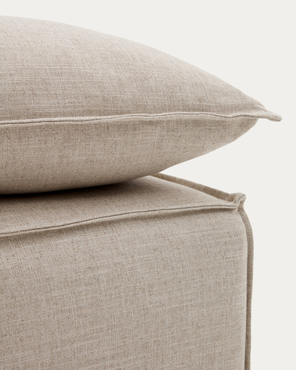 Anarela Пуф со съемным льняным чехлом бежевого цвета 80 х 80 см