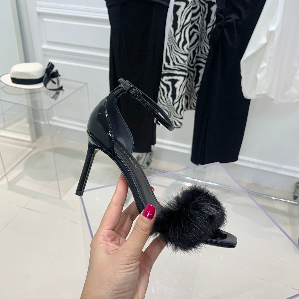 Saint Laurent Pumps