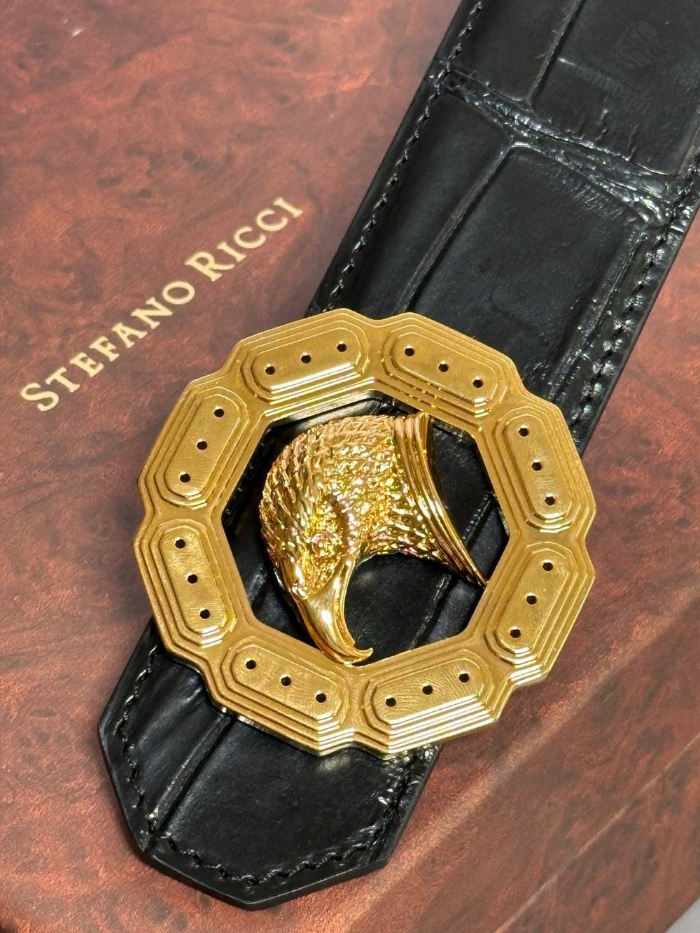 Ремень Stefano Ricci из кожи крокодила