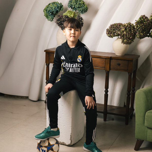 Реал Мадрид / Детский трен.костюм / Черный