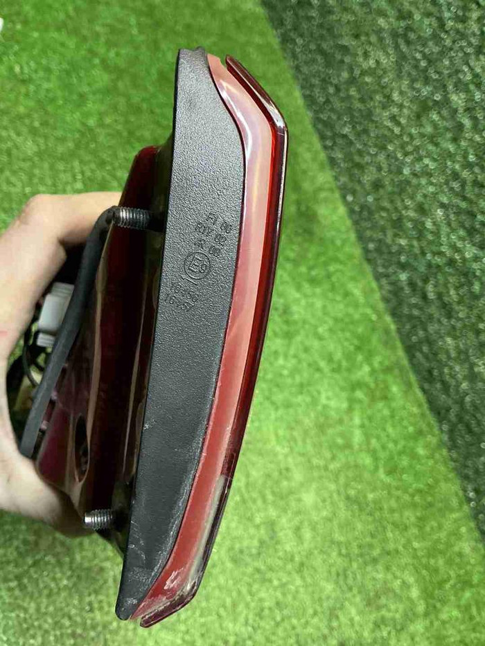 Фонарь левый внутренний Hyundai Solaris 2 (17-22)