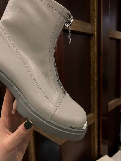 Ботинки женские