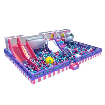 Игровой комплекс с сухим бассейном «Волшебный городок», 10×8×2,8 м