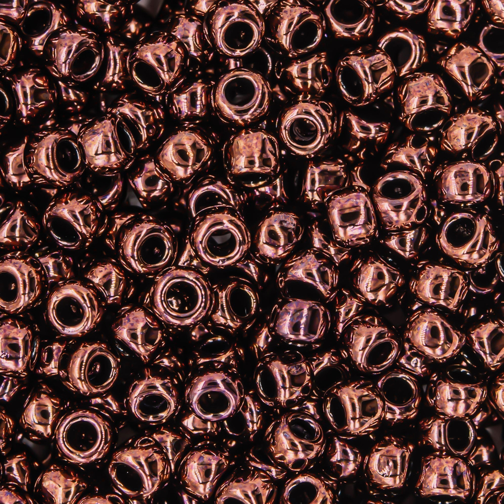 Японский бисер TOHO Round 8/0 (№222), металлизированный, непрозрачный глянцевый