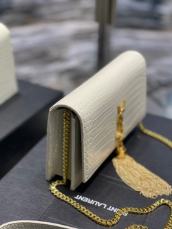 Saint Laurent Kate Chain Wallet 19 cm