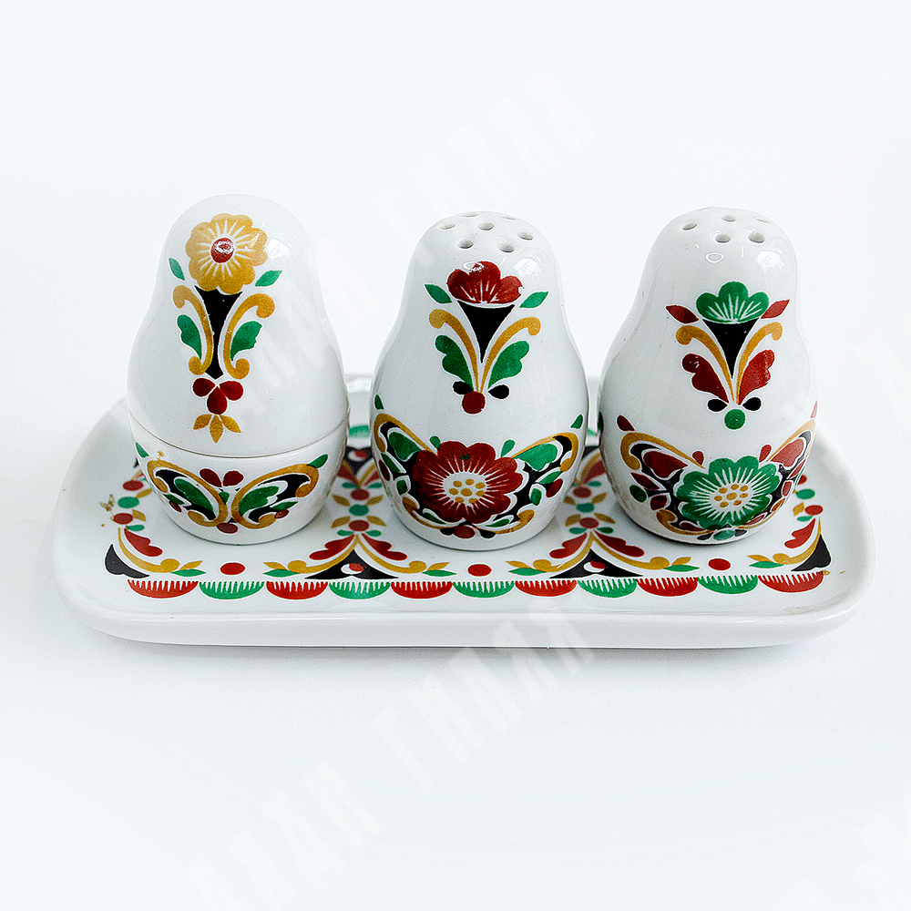 Набор для специй «Матрешки». Гарднер в с. Вербилки. Россия, 1990 г. Ручная роспись.