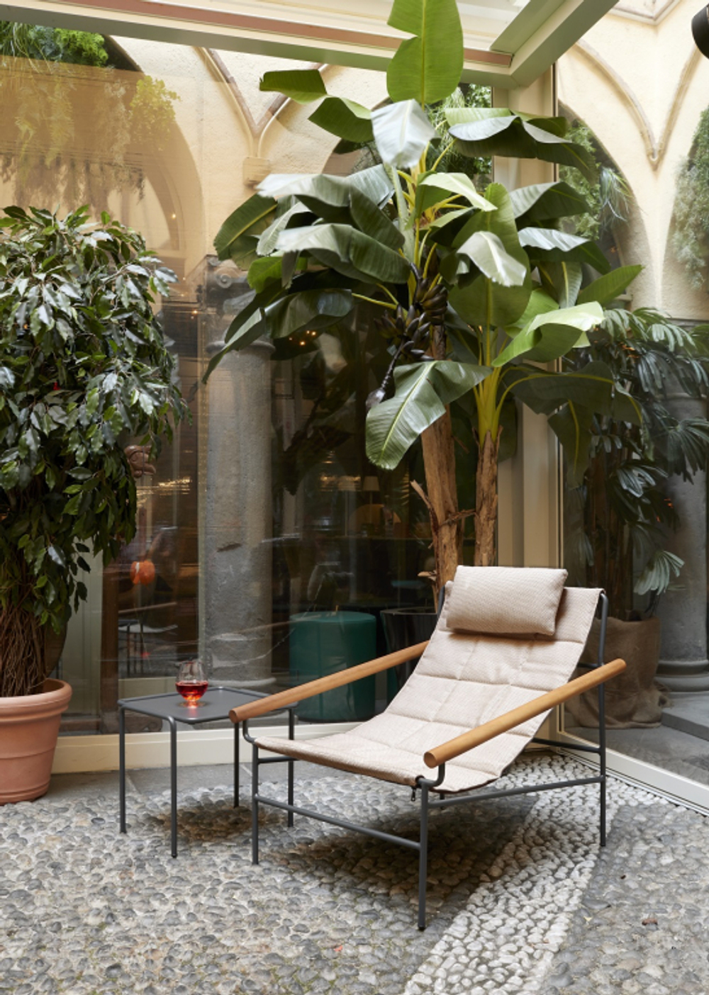 Кресло лаунж металлическое Scab Design Dress Code Glam Outdoor, антрацит, бежевый