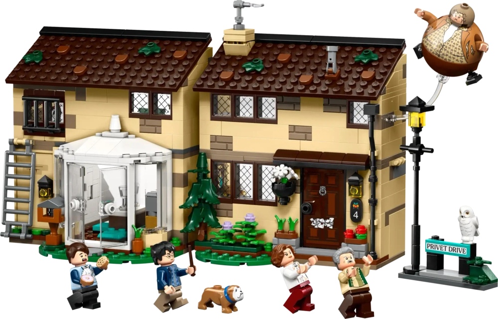 Конструктор LEGO Harry Potter 76451 Тиссовая улица: визит тети Мардж