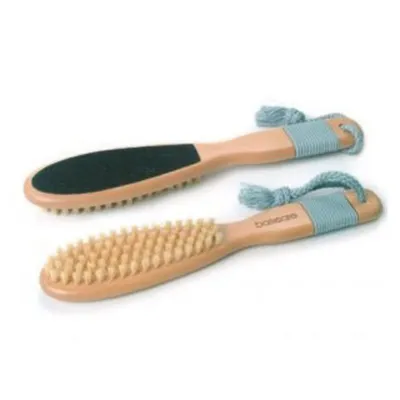 Щетка + терка для ног Basicare foot file with pedicure brush (дерево + нат. щетина)