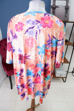 Блуза с красивым принтом 52 размер