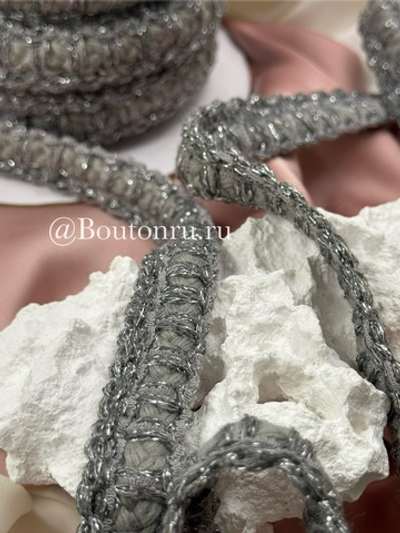 Тесьма плетеная серая с серебристым люрексом