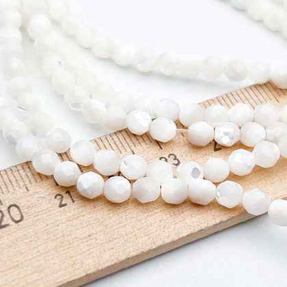 Перламутр граненый бусины, размер около 4,8*4,3 мм, цена за отрезок 19 см (1/2 нити)