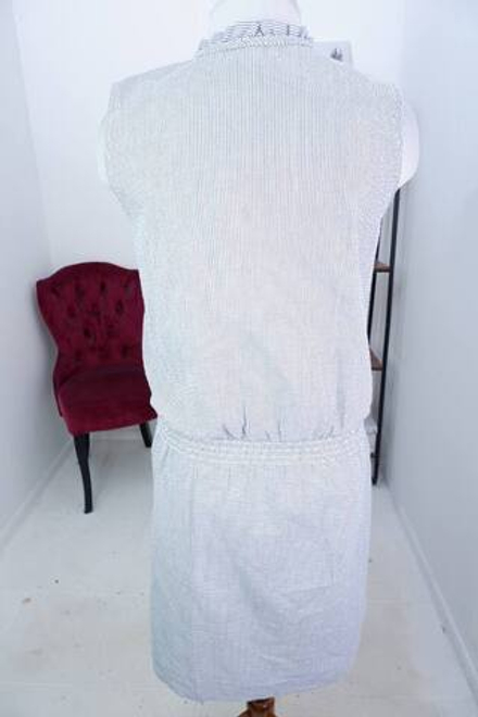 Платье H&M в морском стиле, маркировка 36, визуально на 42 размер