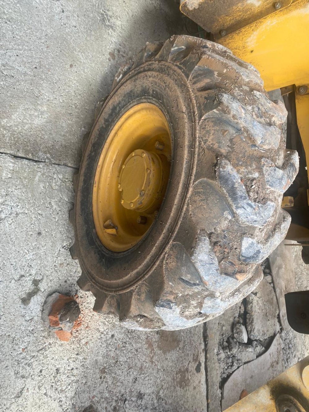 Lovol FLB468 Экскаватор-погрузчик FLB468-II (Дизельный, 4,2 л, 95 л.с., АТ)