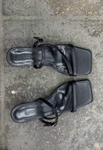 Босоножки // Nata // Black