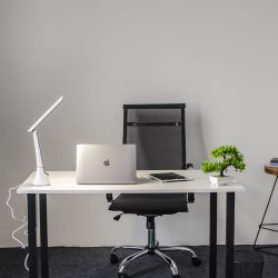 TLD-564 White-Black-LED-500Lm-3000-6000K-Dimmer-NightLight Светильник настольный с ночником. 8W. Сенсорный выключатель. Диммер. Белый с черным. ТМ Uniel