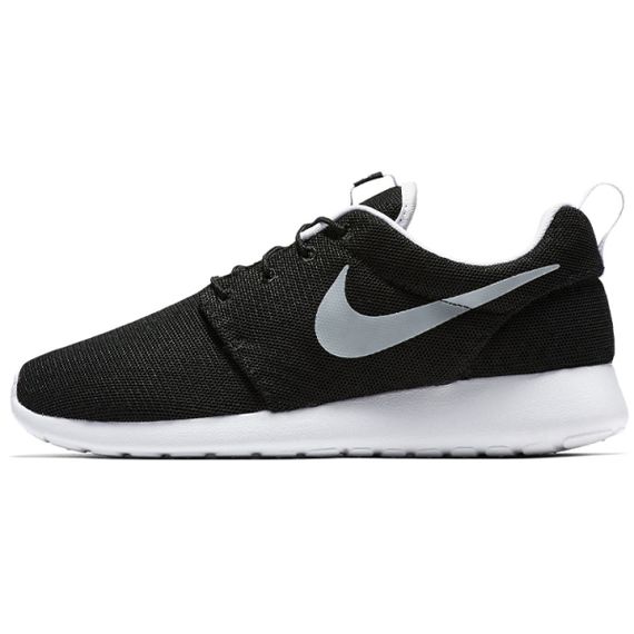 NIKE Roshe One Беговые кроссовки Низкий Верх Мужские