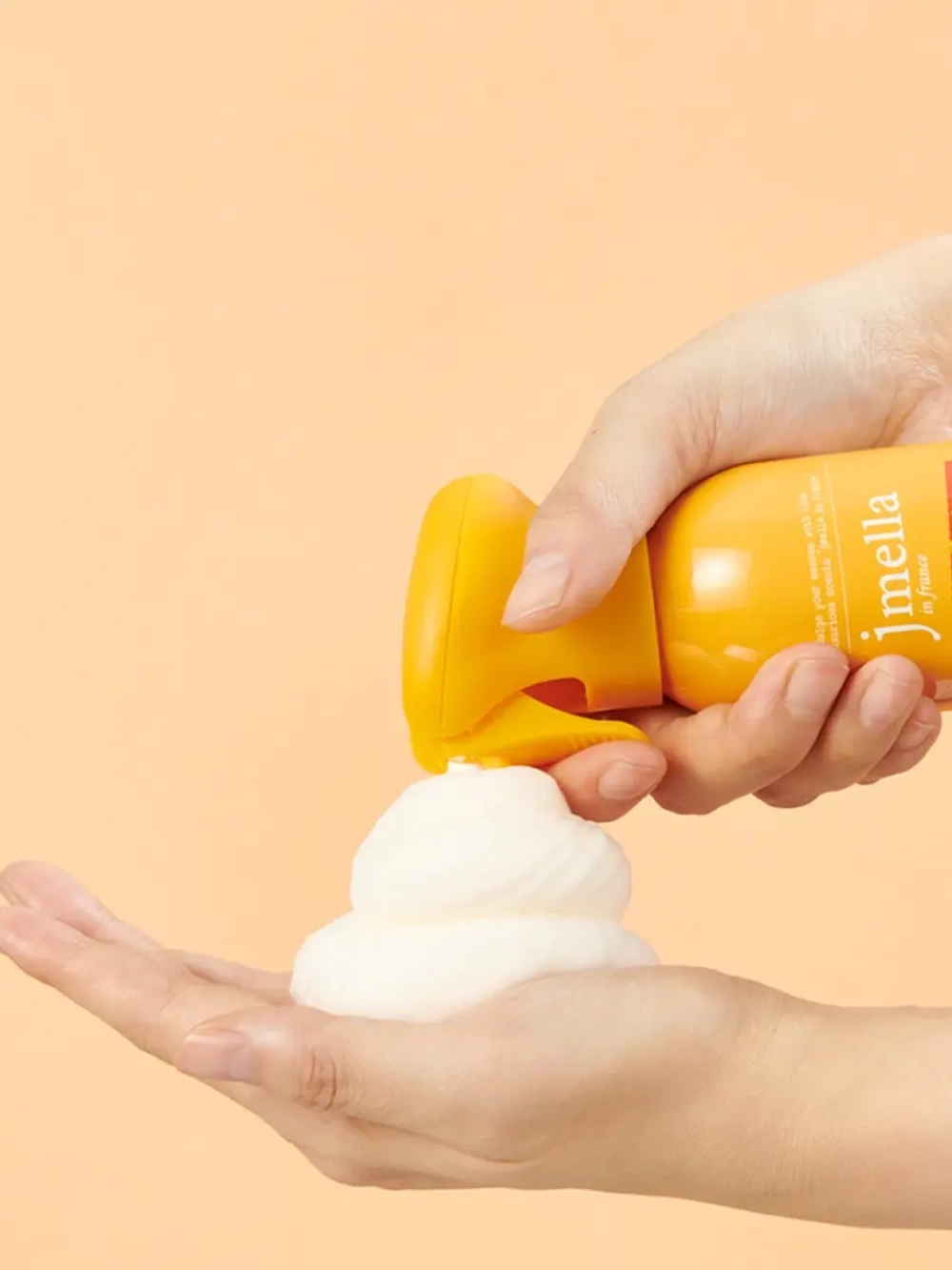 JMELLA - ПЕНКА ДЛЯ ДУША ОЧИЩАЮЩАЯ С АРОМАТОМ ПЕРСИКА (ОРАНЖЕВАЯ) IN FRANCE MARVEL PEACH ORANGE FAMILY WHIPPING CLEANSER DISNEY IRON MAN, 200 МЛ