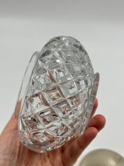 Стеклянная сахарница с посеребренной крышкой