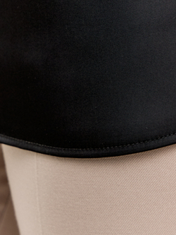 Черный атласный топ Лея