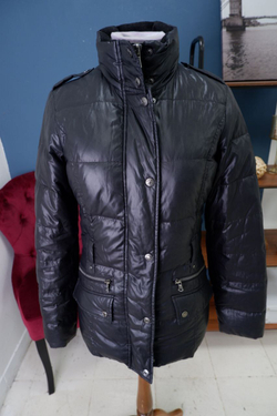 Куртка Yessica демисезонная 42 размер