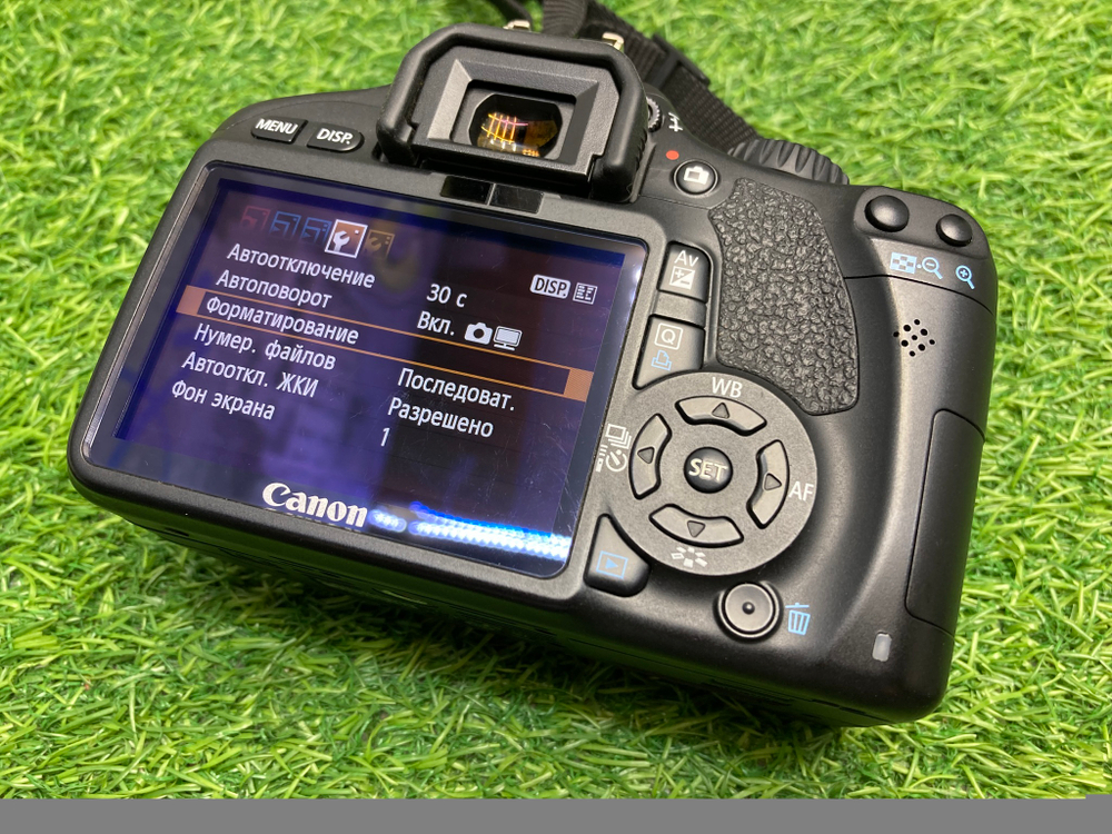 Canon 550D + 18-55mm 3.5-5.6 IS ll 5.500 кадров